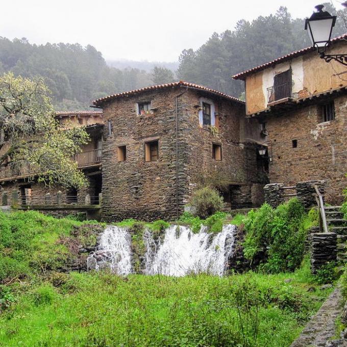 espana/robledillo-de-gata