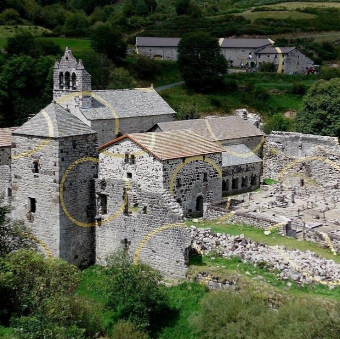 france/auvergne-rhone-alpes/abbaye-de-mazan