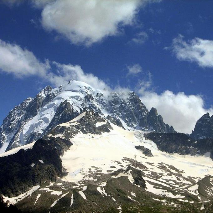 france/auvergne-rhone-alpes/aiguille-des-grands-montets