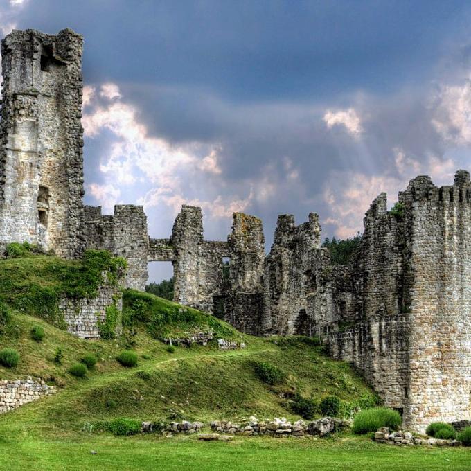 france/auvergne-rhone-alpes/chateau-de-boulogne