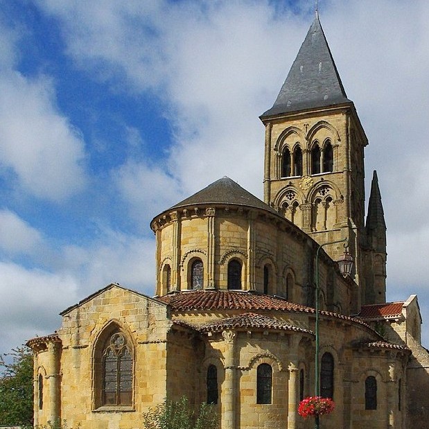 france/auvergne-rhone-alpes/eglise-de-saint-menoux