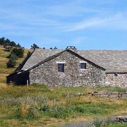 france/auvergne-rhone-alpes/ferme-du-bourlatier