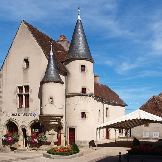 france/bourgogne-franche-comte/arnay-le-duc