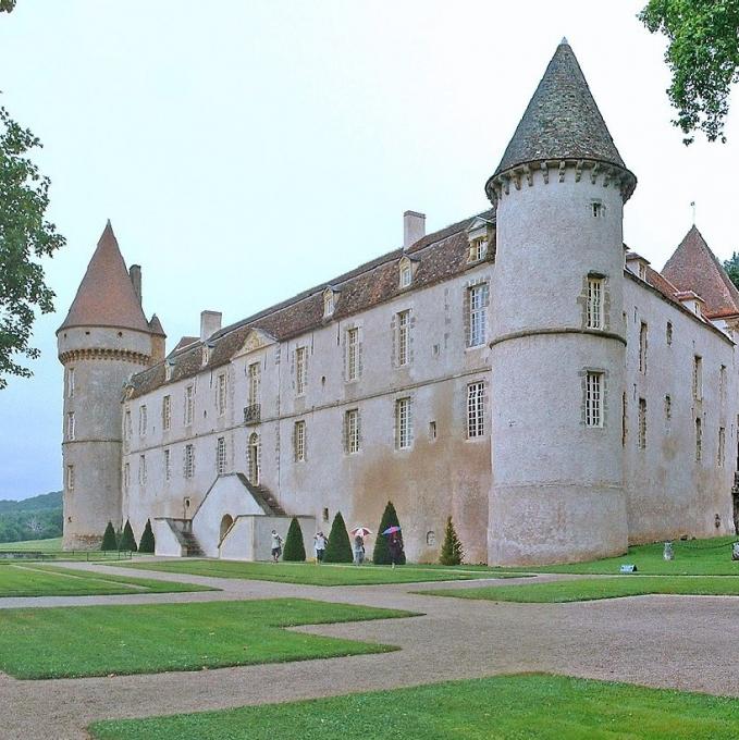 france/bourgogne-franche-comte/chateau-de-bazoches