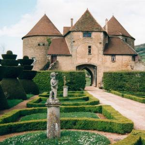 france/bourgogne-franche-comte/chateau-de-berze-le-chatel