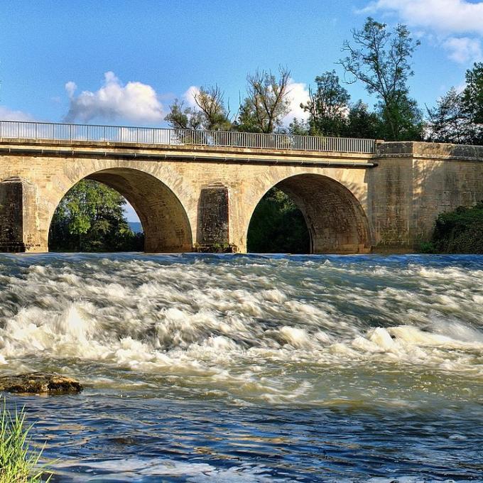 france/bourgogne-franche-comte/etuz