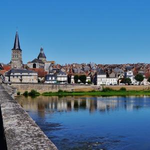 france/bourgogne-franche-comte/la-charite-sur-loire