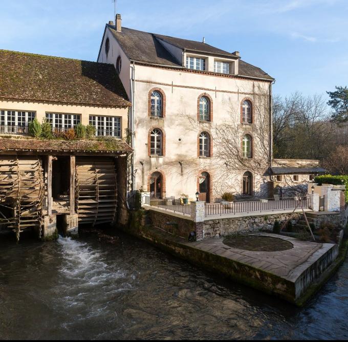 france/bourgogne-franche-comte/villeneuve-l-archeveque