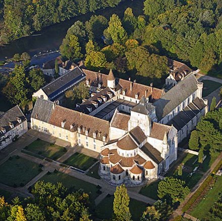 france/centre-val-de-loire/abbaye-de-fontgombault