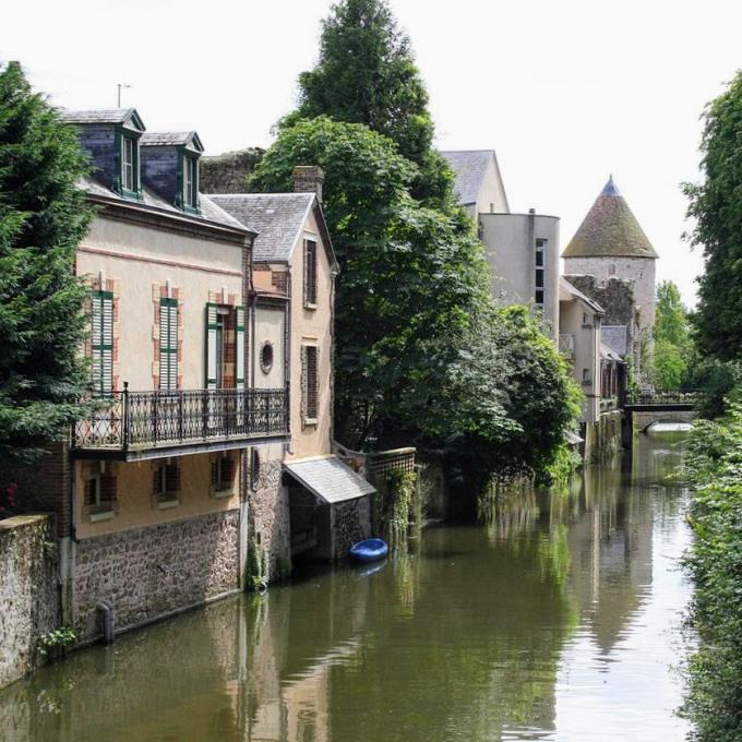 france/centre-val-de-loire/bonneval