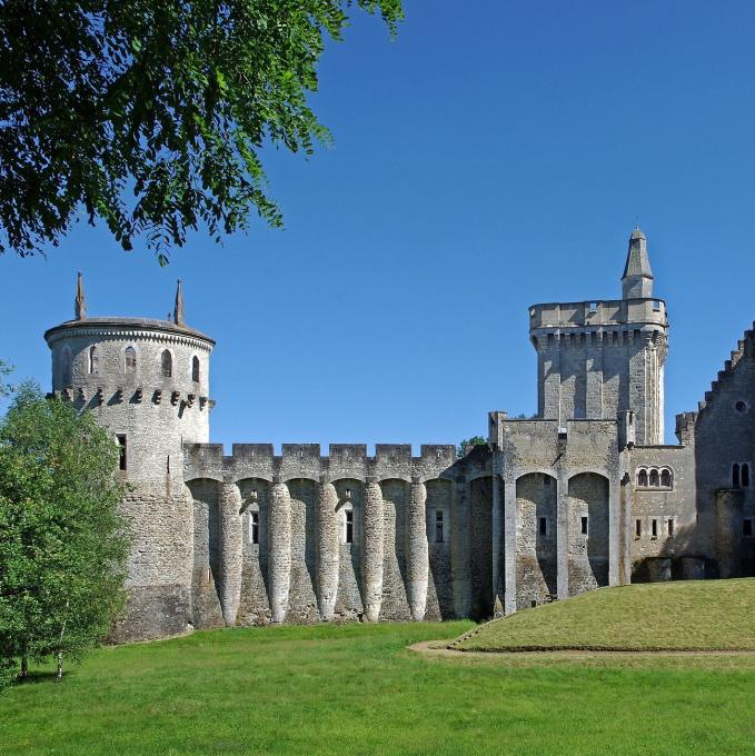 france/centre-val-de-loire/chateau-guillaume