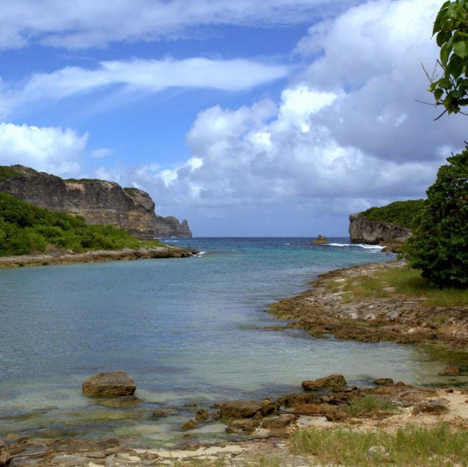 france/guadeloupe/plage-de-la-porte-d-enfer