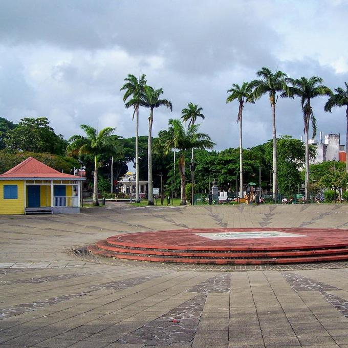 france/guadeloupe/pointe-a-pitre/place-de-la-victoire