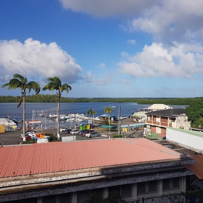 france/guadeloupe/vieux-bourg