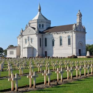 france/hauts-de-france/necropole-nationale-de-notre-dame-de-lorette