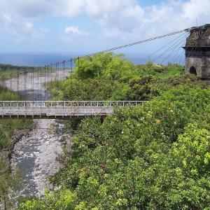 france/la-reunion/pont-suspendu-de-la-riviere-de-l-est