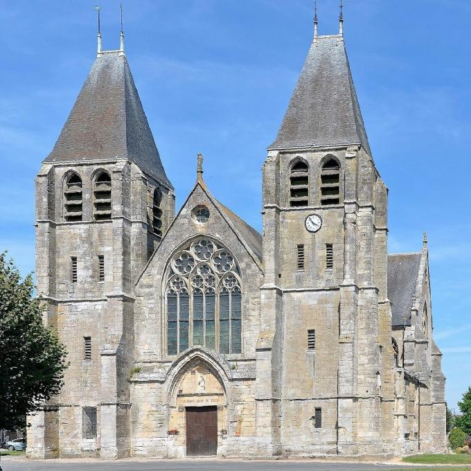 france/normandie/collegiale-d-ecouis