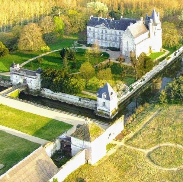 france/nouvelle-aquitaine/chateau-de-clairvaux