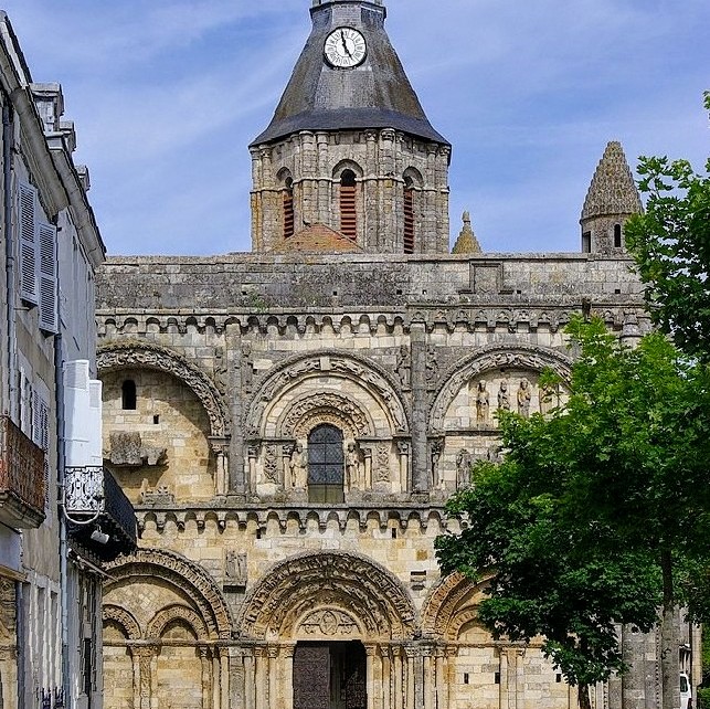 france/nouvelle-aquitaine/civray