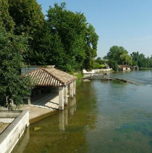 france/nouvelle-aquitaine/touvre