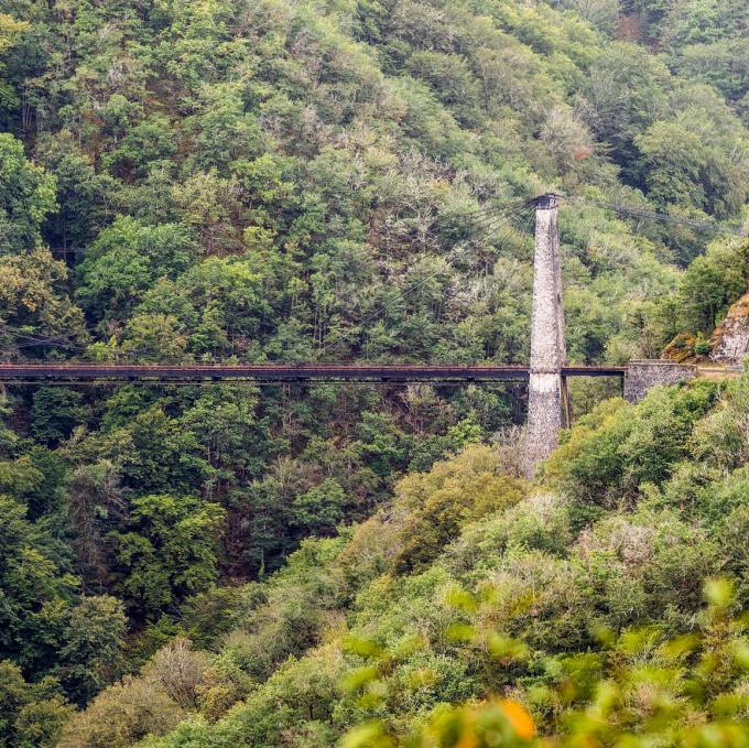 france/nouvelle-aquitaine/viaduc-des-rochers-noirs