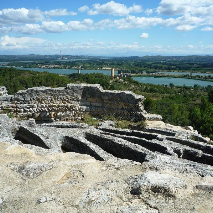 france/occitanie/abbaye-de-saint-roman