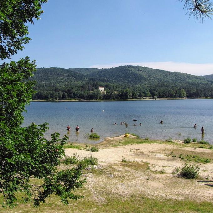 france/occitanie/lac-de-saint-ferreol