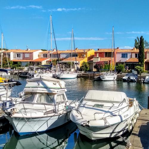 france/occitanie/le-cap-d-agde/quai-des-joutes