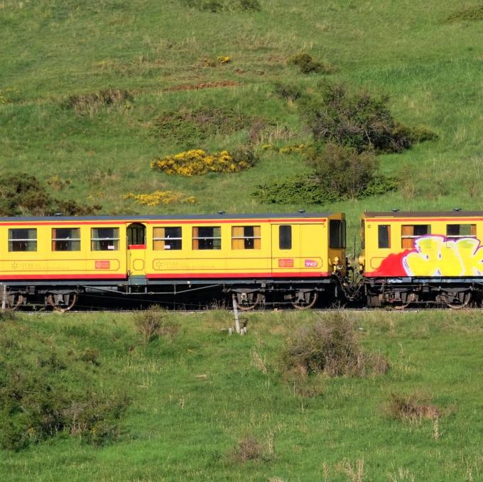 france/occitanie/train-jaune-de-la-cerdagne