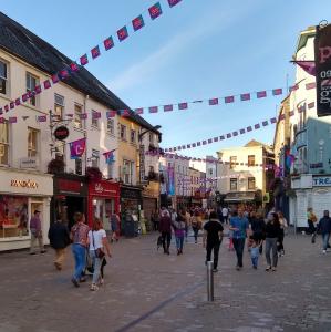 ireland/galway/william-street