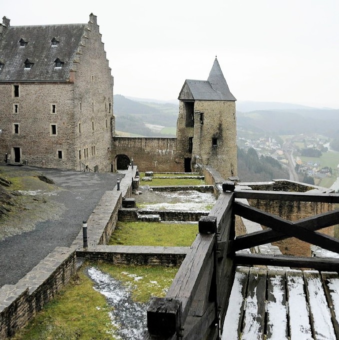 letzebuerg/chateau-de-bourscheid