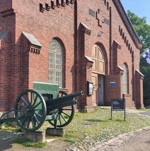 suomi/suomenlinna/sotamuseon-manneesi