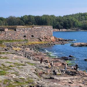 suomi/suomenlinna/vallit-ja-tykit