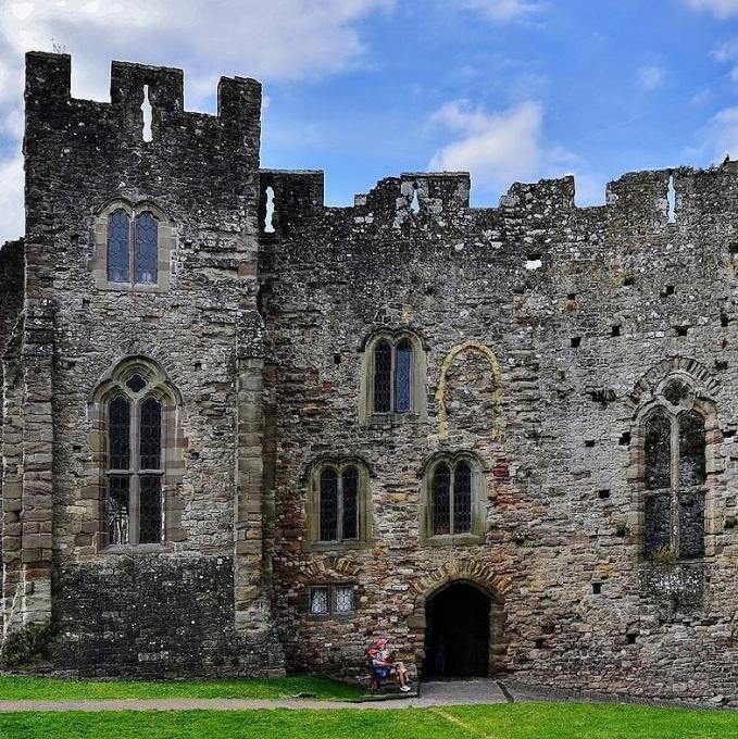 united-kingdom/chepstow-castle