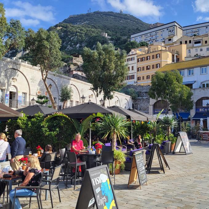 united-kingdom/gibraltar/grands-casemates-square